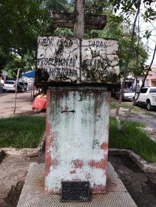 Monumento inaugurado no ano de 1970 em ruínas. Janeiro de 2023.